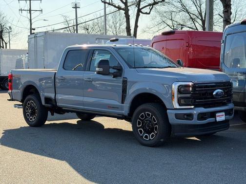 2025 Ford F-350 Platinum
