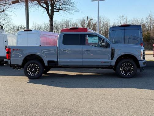 2025 Ford F-350 Platinum