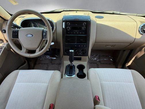 Black Clearcoat 2008 Ford Explorer XLT