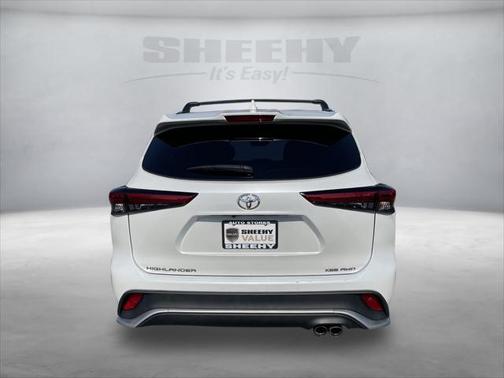 2022 Toyota Highlander XSE