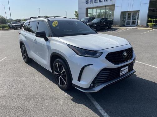 2022 Toyota Highlander XSE