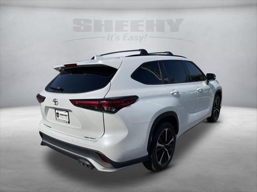 2022 Toyota Highlander XSE