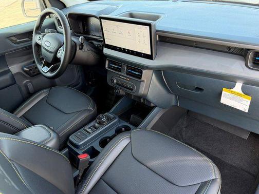 Carbonized Gray Metallic 2025 Ford Maverick Lobo Standard