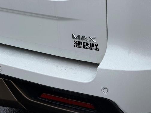 Star White Metallic Tri-Coat 2026 Ford Expedition Max King Ranch