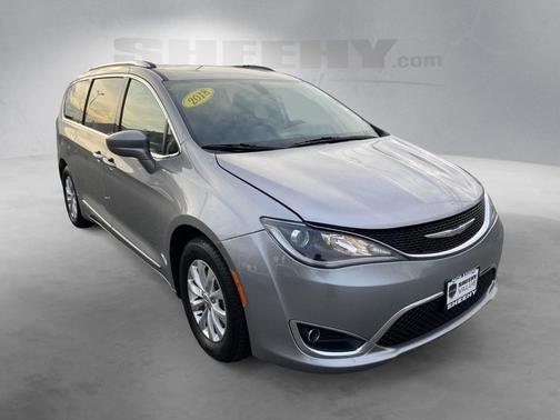 2018 Chrysler Pacifica Touring-L