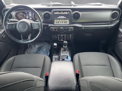 2022 Jeep Wrangler Willys