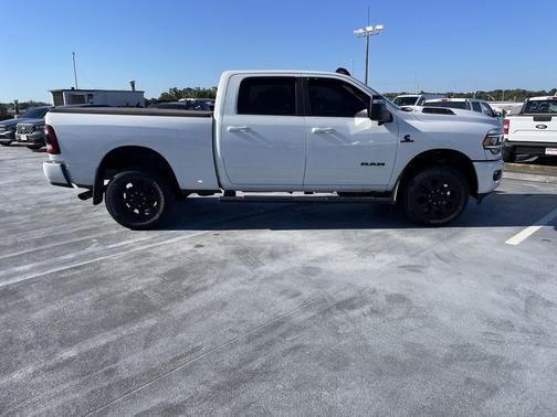 2023 RAM 2500 Laramie Crew Cab 4x4 6'4' Box