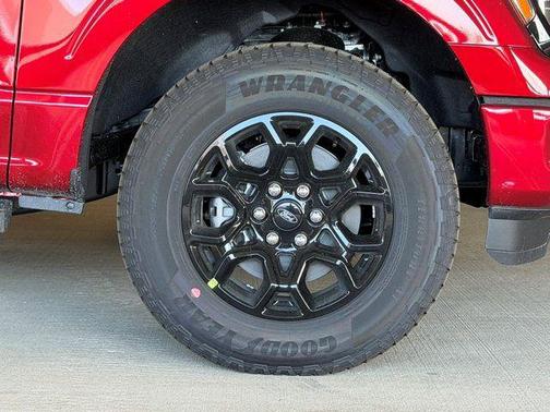 Ruby Red Metallic Tinted Clearcoat 2026 Ford F-150 XLT