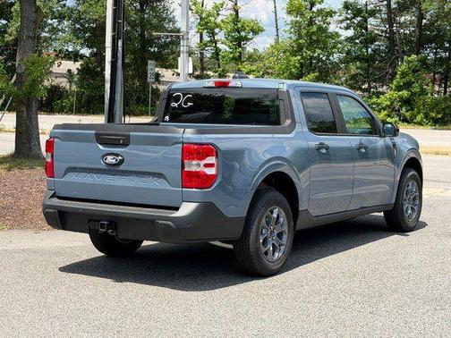 Azure Gray Metallic Tri-Coat 2026 Ford Maverick XLT