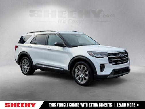 Oxford White 2025 Ford Explorer Active