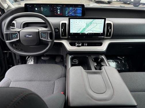 2025 Ford Expedition Max Active 4x4