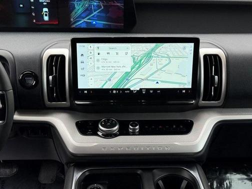 2025 Ford Expedition Max Active 4x4