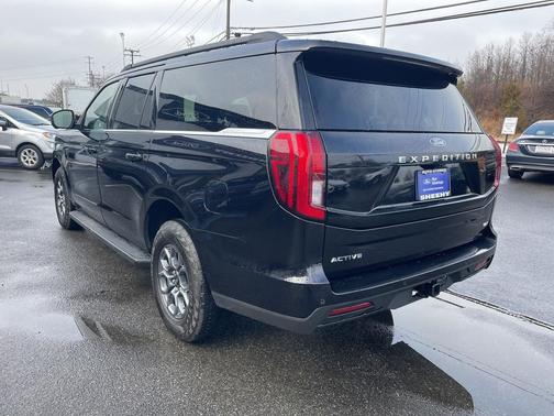 2025 Ford Expedition Max Active 4x4