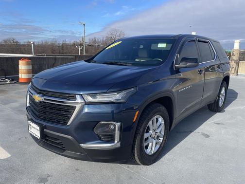 2022 Chevrolet Traverse LS