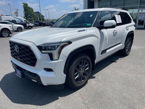 Pearl 2023 Toyota Sequoia Platinum