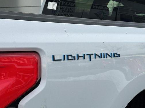 2025 Ford F-150 Lightning Flash