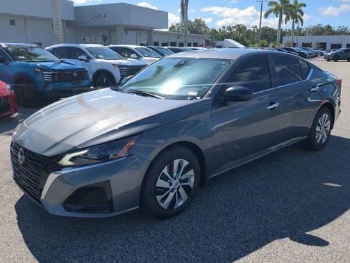 2025 Nissan Altima S FWD