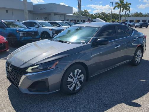 2025 Nissan Altima S FWD