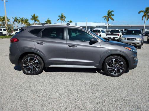2020 Hyundai TUCSON Sport