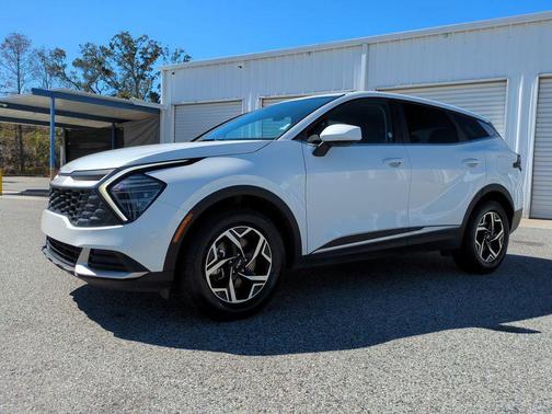 2024 Kia Sportage LX