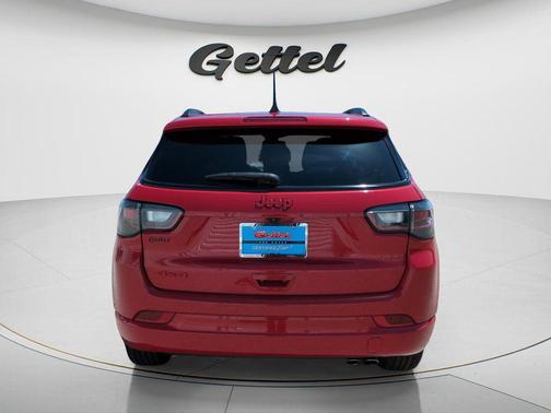 Redline Pearlcoat 2022 Jeep Compass (RED) Edition 4x4