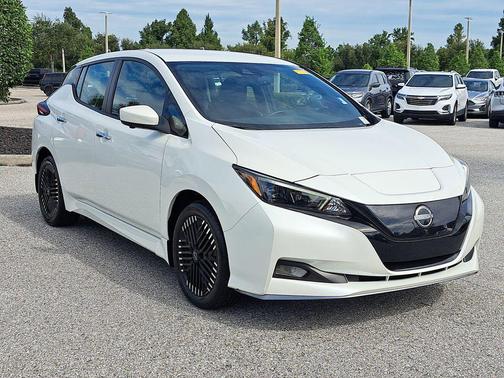 2023 Nissan Leaf SV PLUS 60 kWh