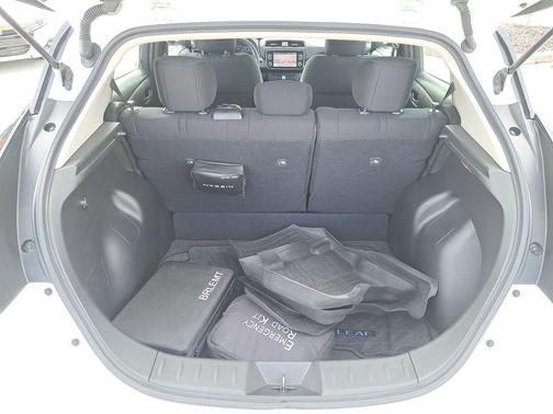 2023 Nissan Leaf SV PLUS 60 kWh