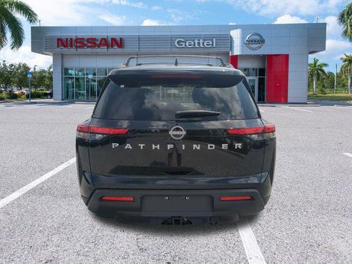 2025 Nissan Pathfinder SV FWD