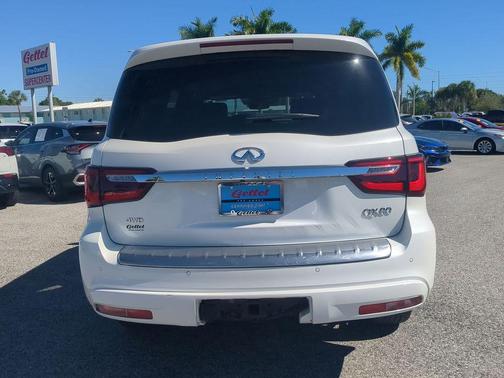 2023 INFINITI QX80 SENSORY AWD