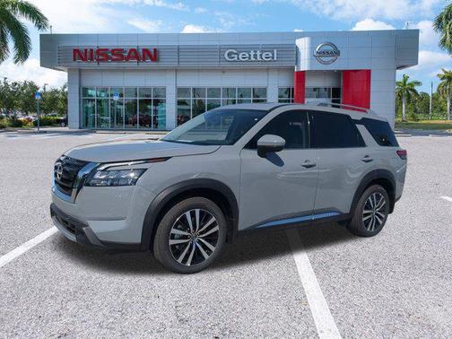 2025 Nissan Pathfinder Platinum FWD
