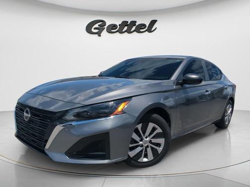 Gun Metallic 2024 Nissan Altima S FWD