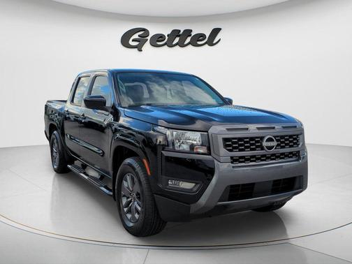 Super Black 2025 Nissan Frontier SV