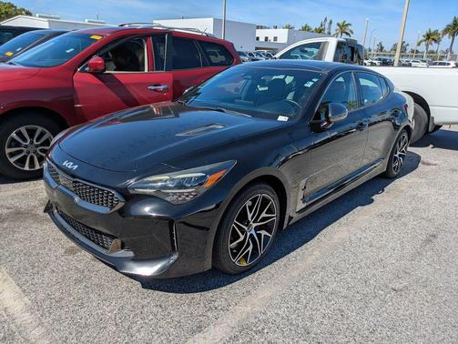 2022 Kia Stinger GT-Line