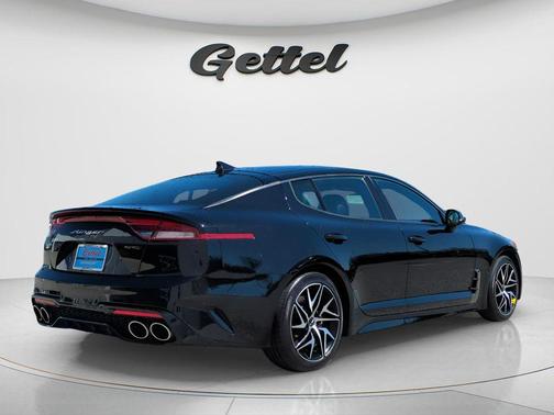 2022 Kia Stinger GT-Line