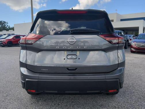 2026 Nissan Rogue S