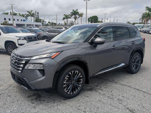 2025 Nissan Rogue Platinum