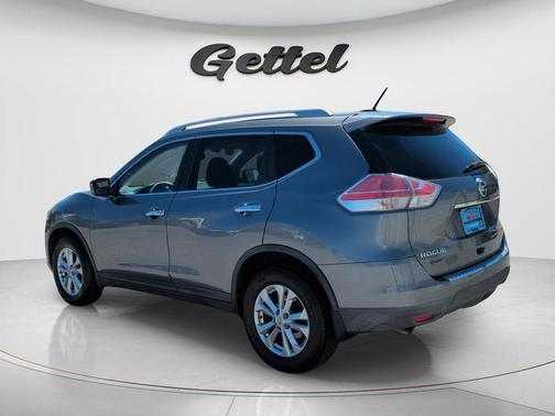Gun Metallic 2016 Nissan Rogue SV