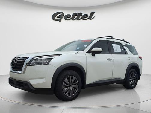 2023 Nissan Pathfinder SV FWD
