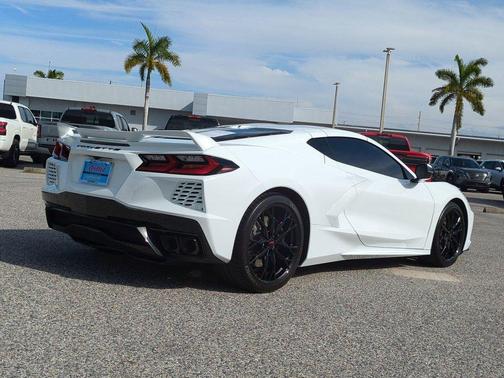 2023 Chevrolet Corvette Stingray w/2LT