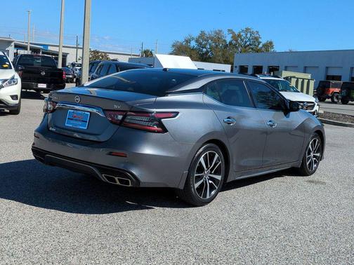 2022 Nissan Maxima SV Xtronic CVT