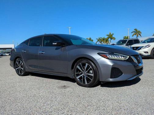 2022 Nissan Maxima SV Xtronic CVT