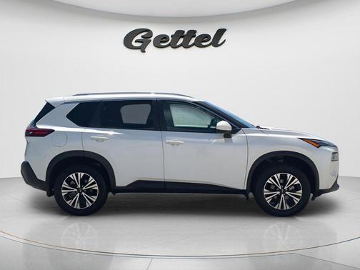 Pearl White Tricoat 2023 Nissan Rogue SV