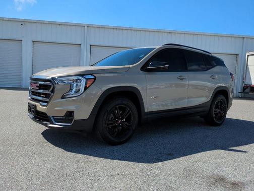 2022 GMC Terrain AWD AT4