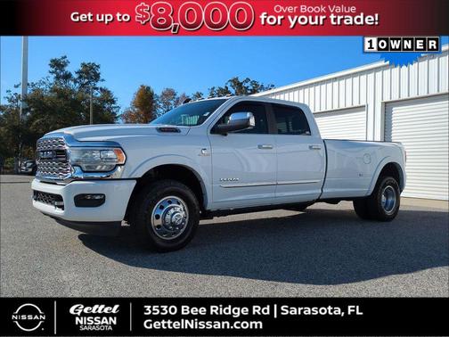 2022 RAM 3500 Limited Crew Cab 4x2 8' Box