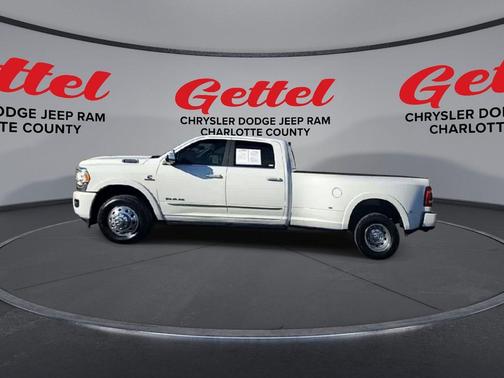 2022 RAM 3500 Limited Crew Cab 4x2 8' Box