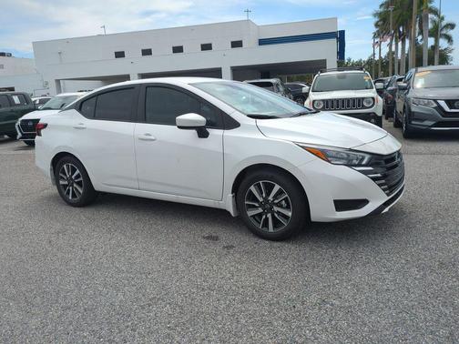 2025 Nissan Versa 1.6 SV