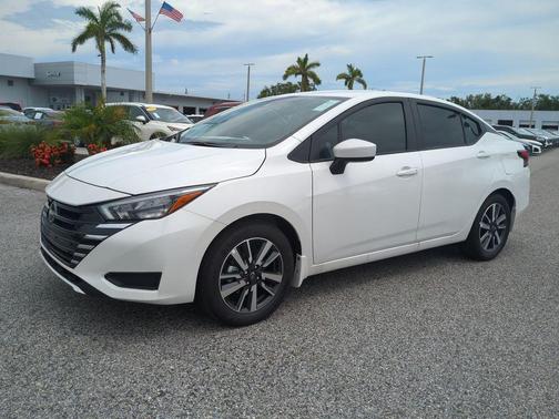 2025 Nissan Versa 1.6 SV
