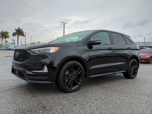 2022 Ford Edge ST