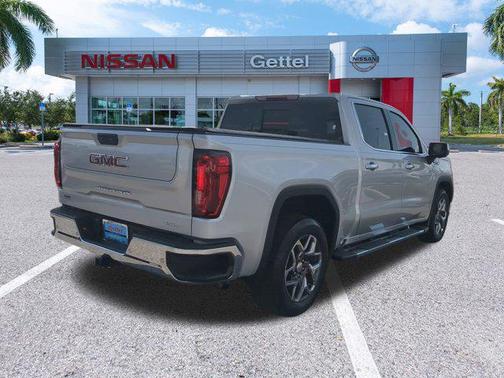 2022 GMC Sierra 1500 SLT