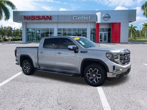 2022 GMC Sierra 1500 SLT